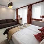 Magnetic apartment Jerozolimskie B